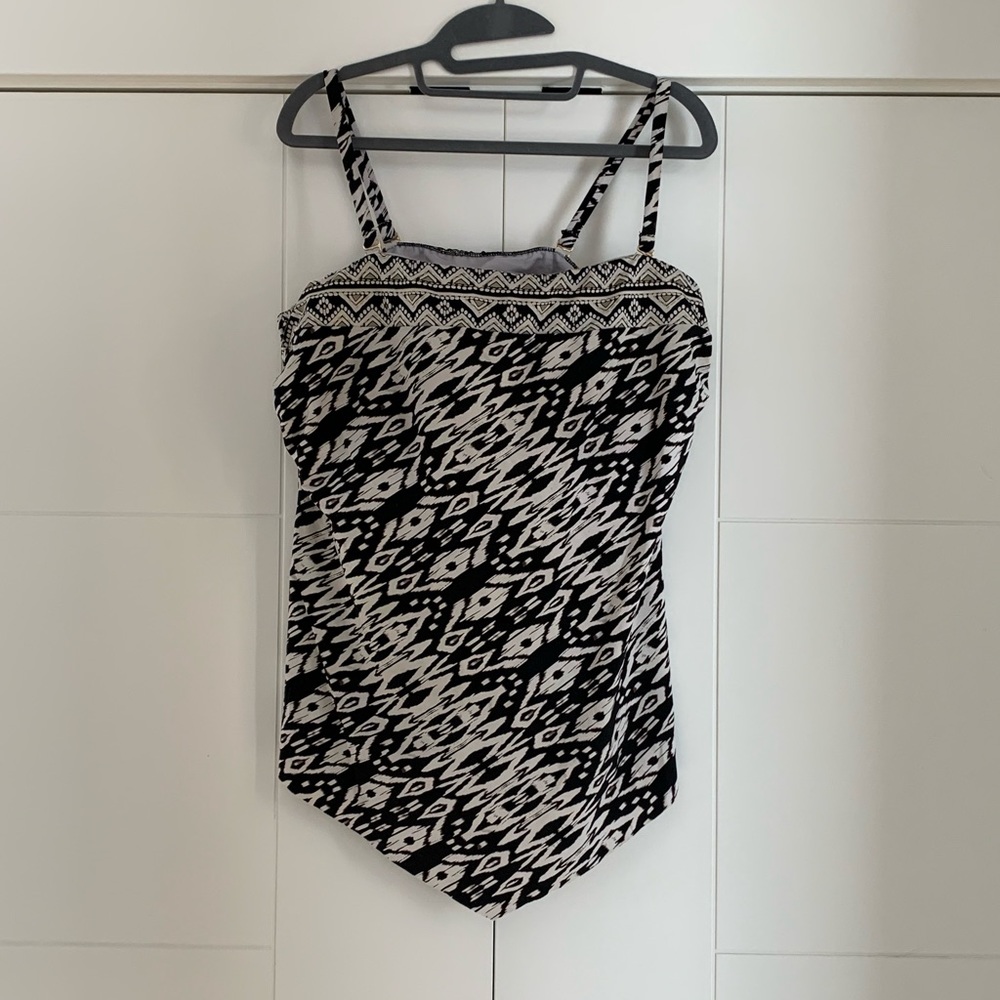 Miraclesuit tankini 14DD